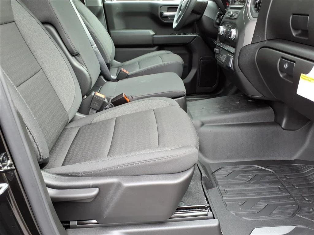 new 2026 GMC Sierra 1500 car, priced at $52,924