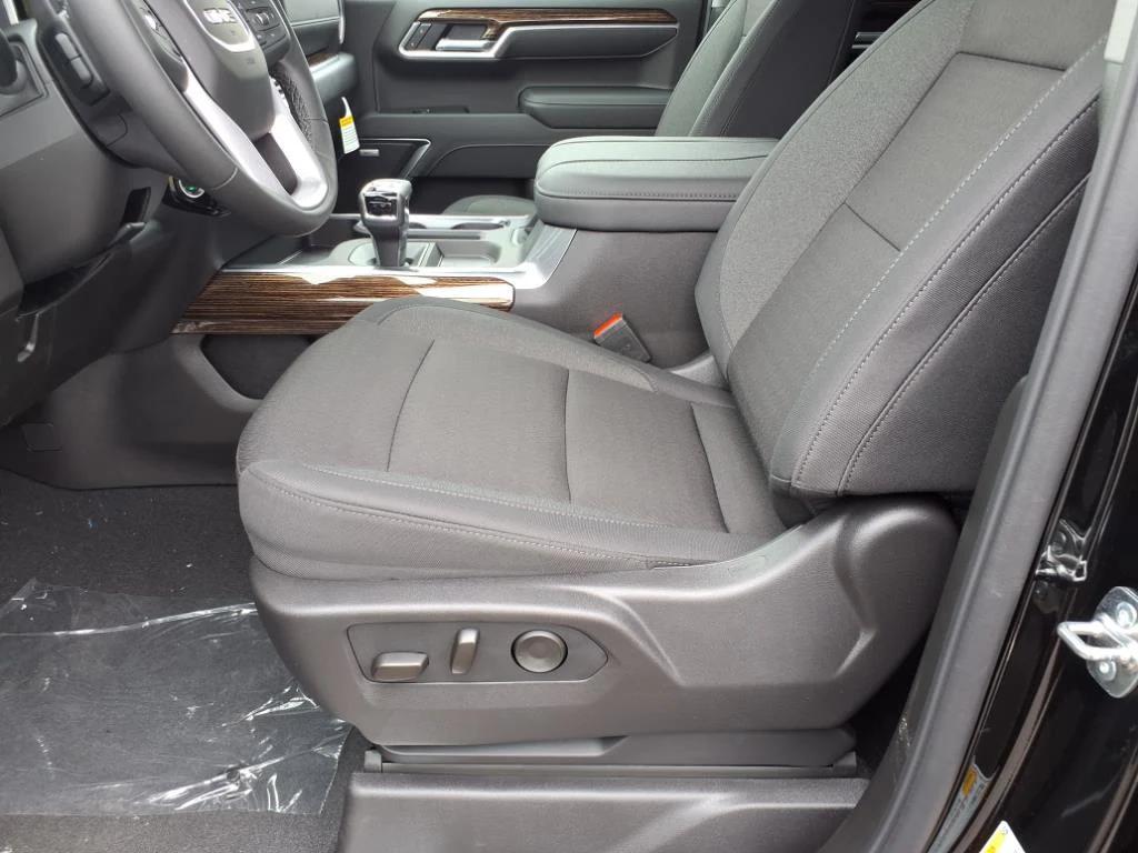 new 2026 GMC Sierra 1500 car, priced at $61,975