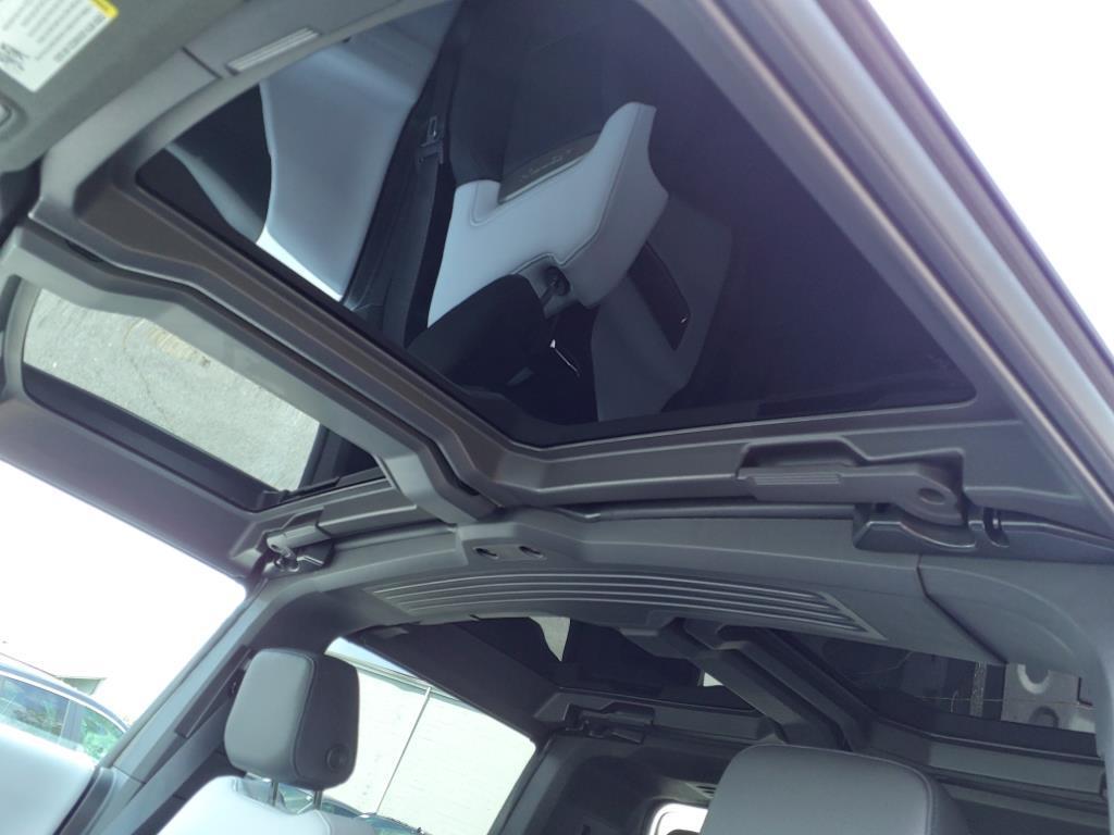 new 2024 GMC HUMMER EV Pickup car, priced at $110,330