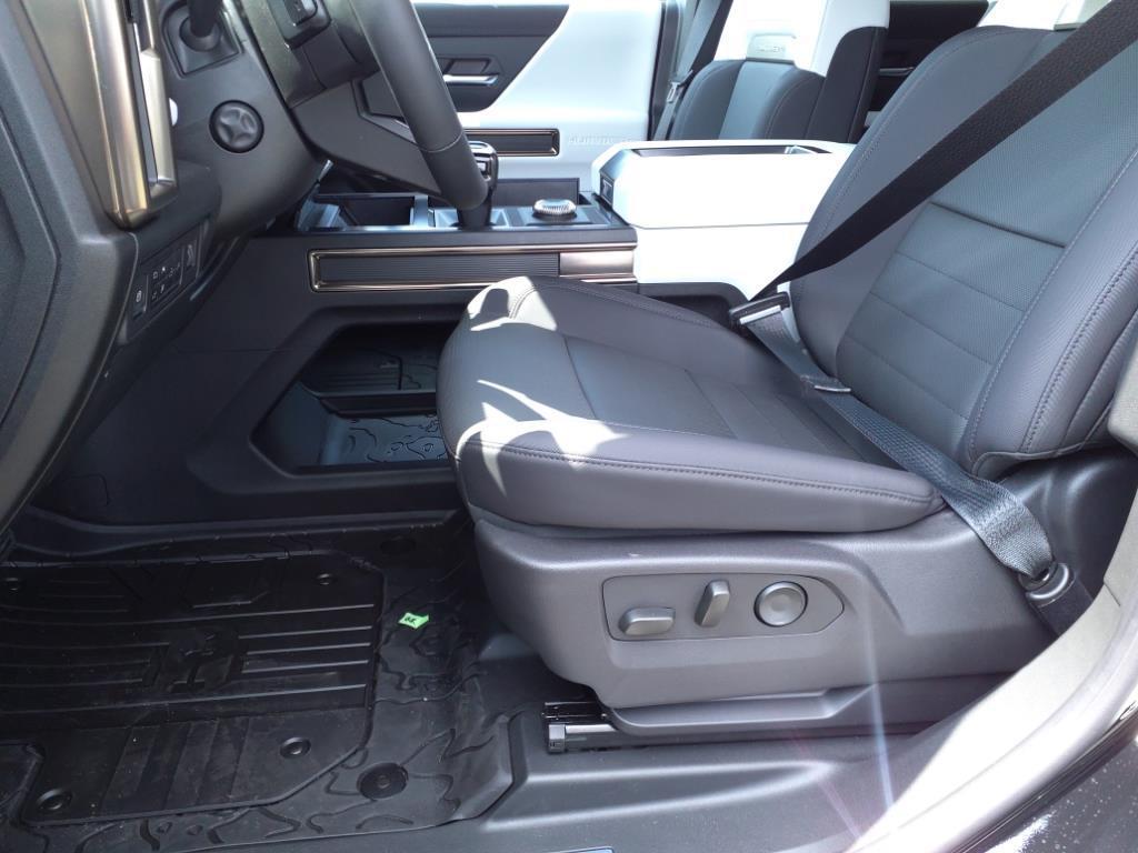 new 2024 GMC HUMMER EV Pickup car, priced at $110,330