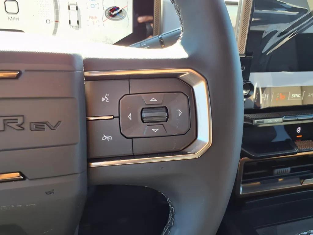 new 2025 GMC HUMMER EV SUV car, priced at $99,470