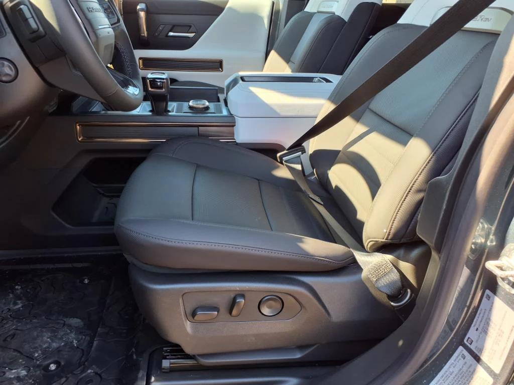 new 2025 GMC HUMMER EV SUV car, priced at $99,470