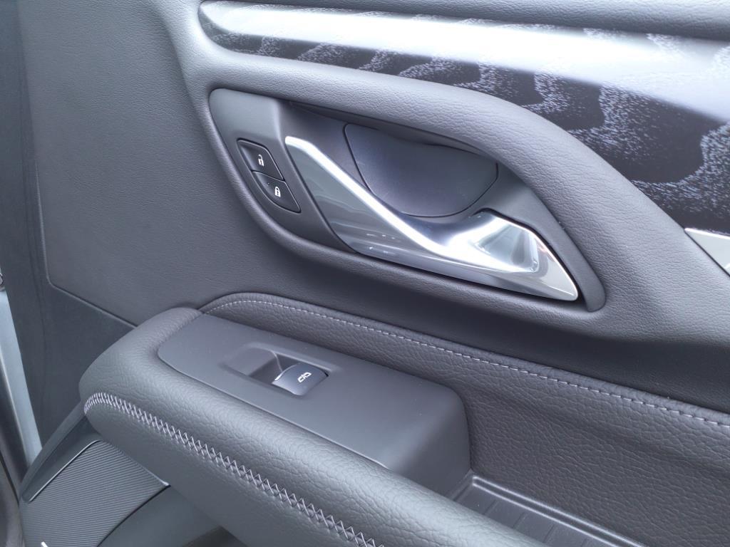 new 2024 GMC Yukon XL car, priced at $96,905