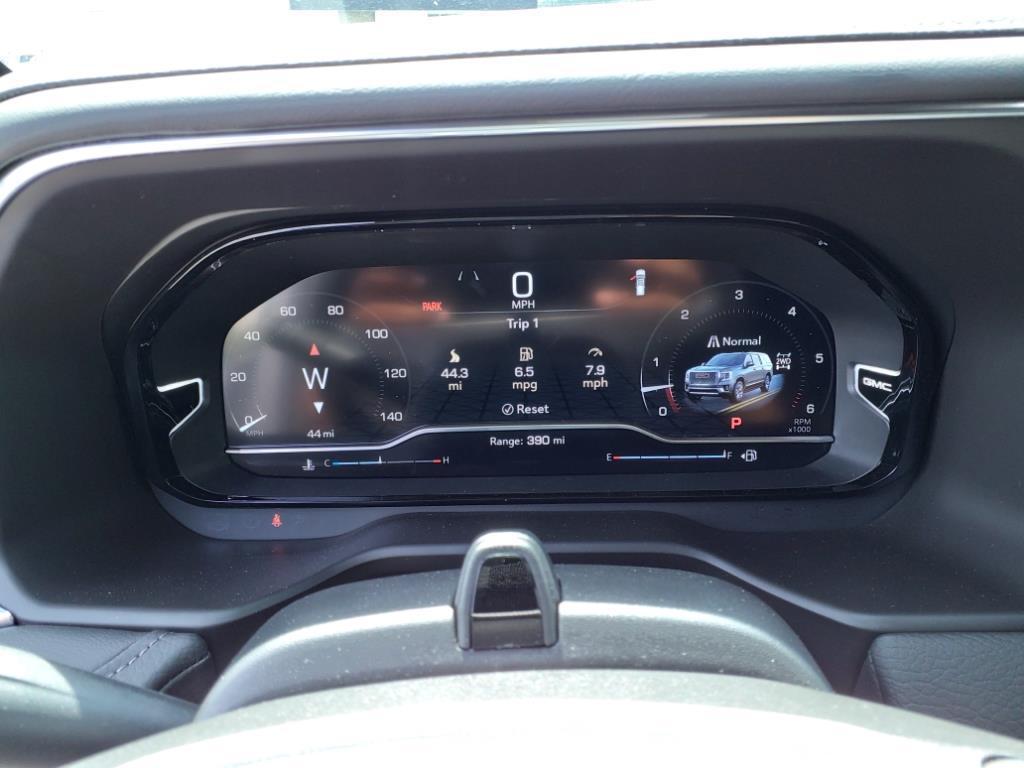 new 2024 GMC Yukon XL car, priced at $96,905