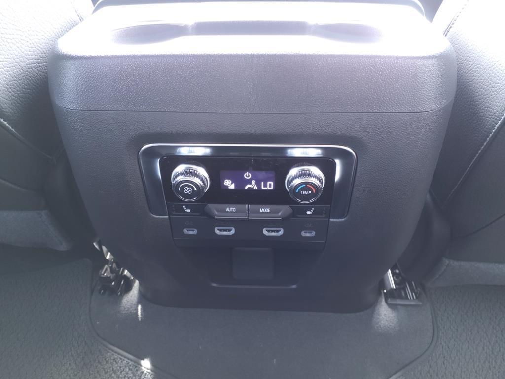 new 2024 GMC Yukon XL car, priced at $96,905