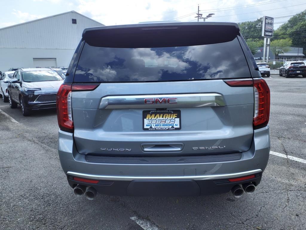 new 2024 GMC Yukon XL car, priced at $96,905