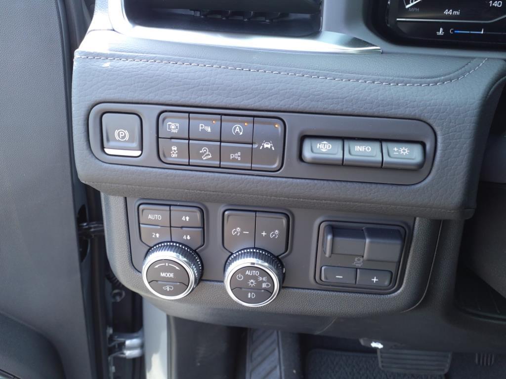 new 2024 GMC Yukon XL car, priced at $96,905