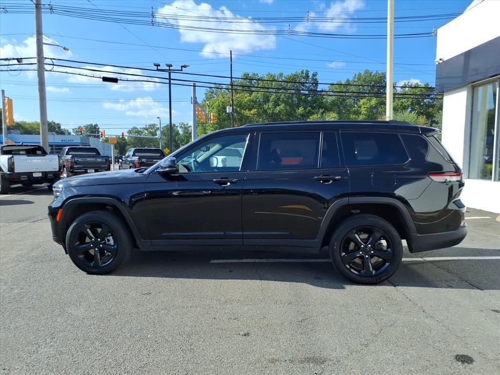 used 2023 Jeep Grand Cherokee L car, priced at $32,189