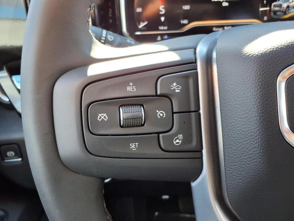 new 2025 GMC Sierra 2500 car, priced at $73,372