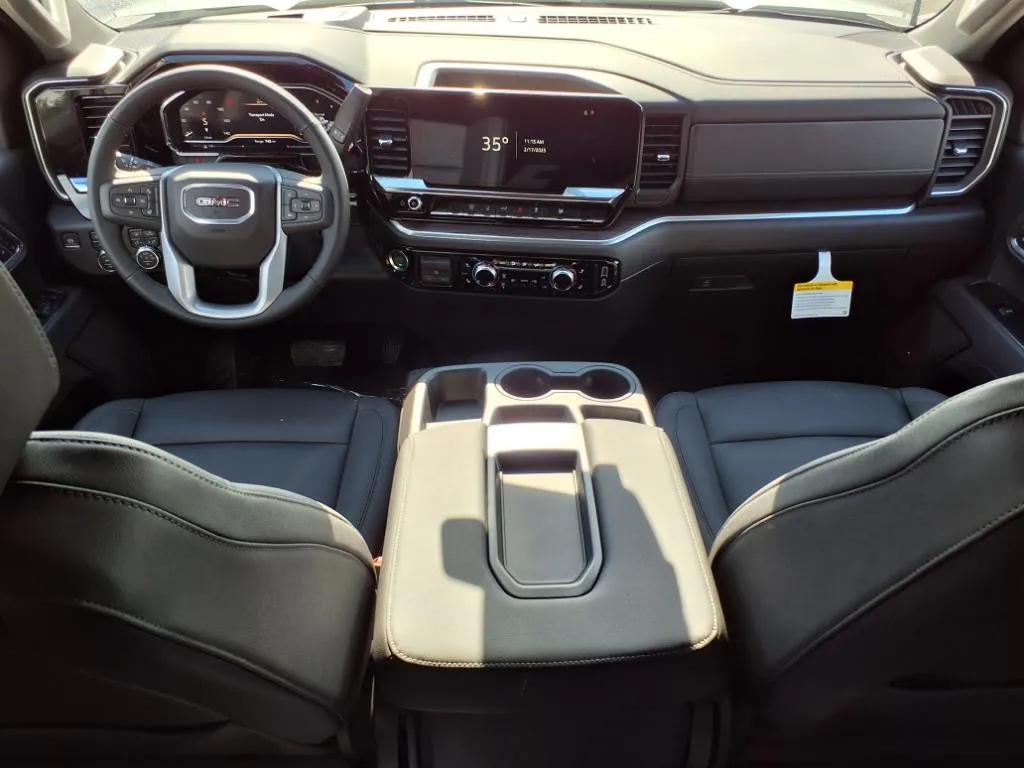new 2025 GMC Sierra 2500 car, priced at $73,372