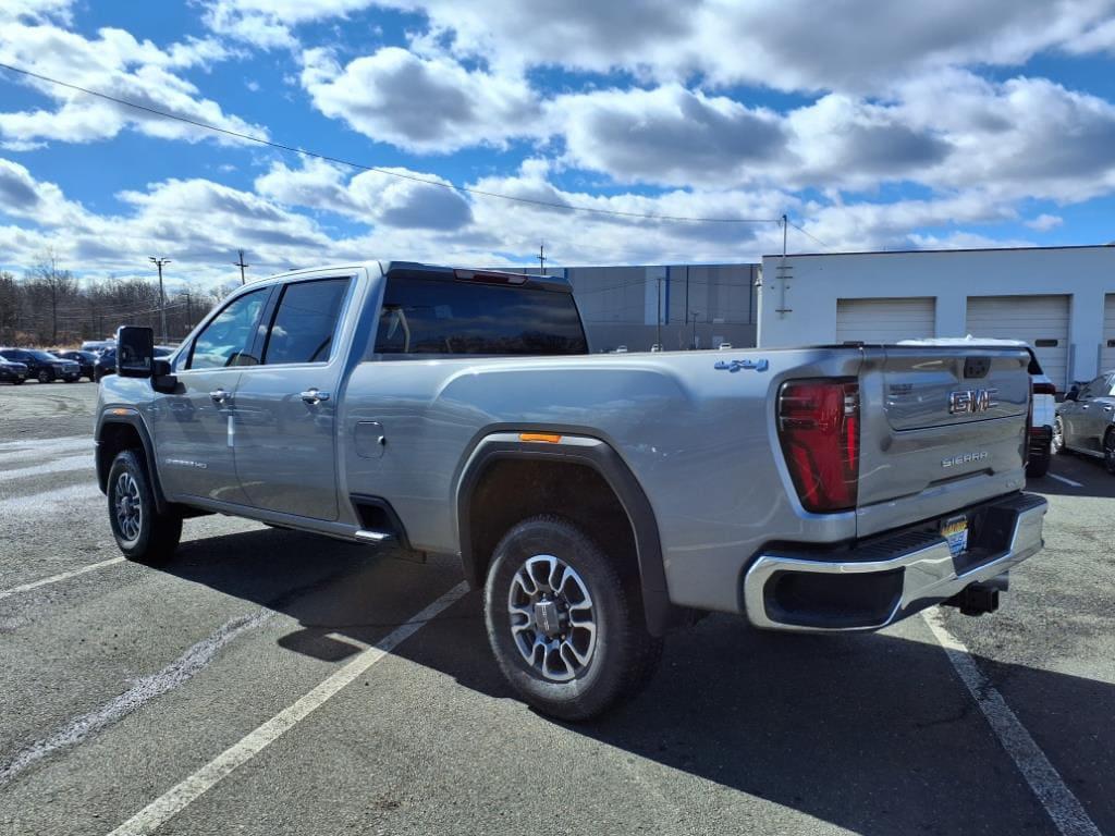 new 2025 GMC Sierra 2500 car, priced at $73,372