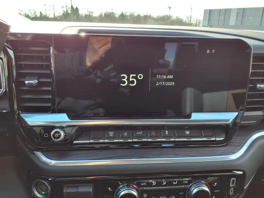 new 2025 GMC Sierra 2500 car, priced at $73,372