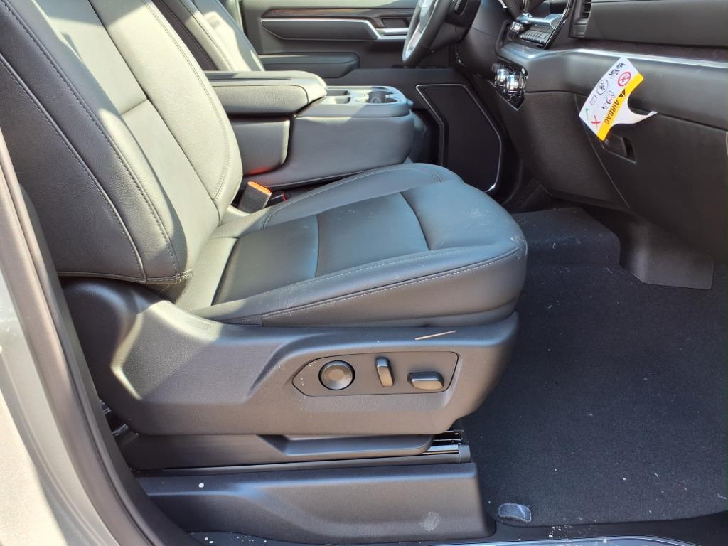 new 2025 GMC Sierra 2500 car, priced at $73,372