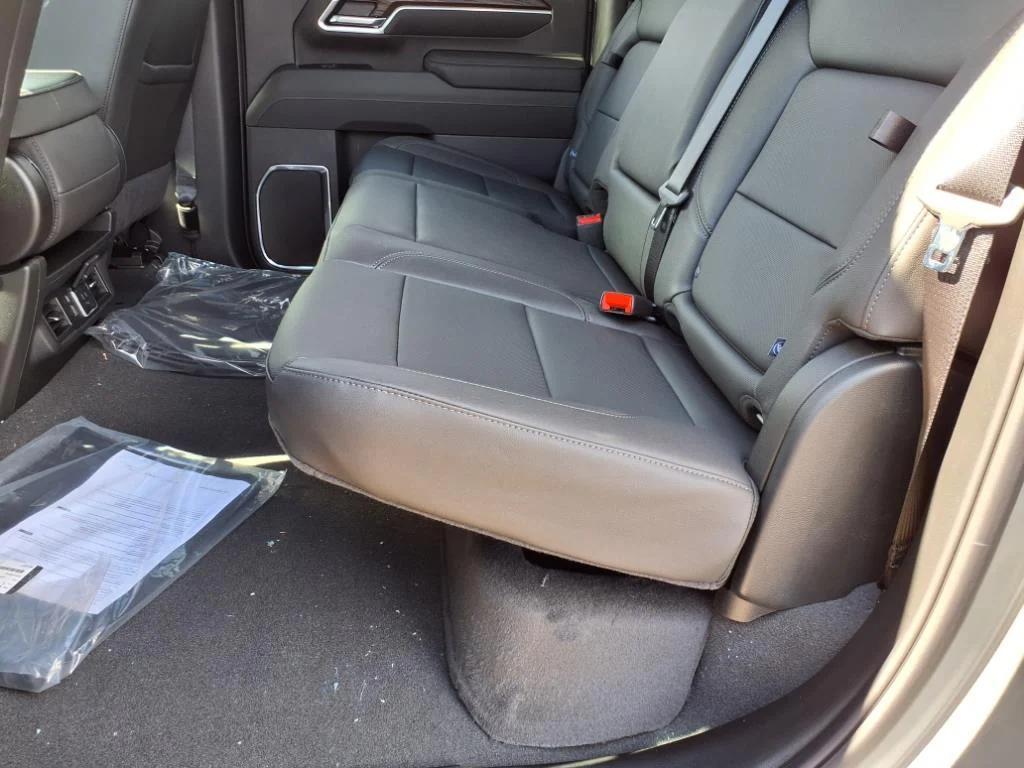 new 2025 GMC Sierra 2500 car, priced at $73,372