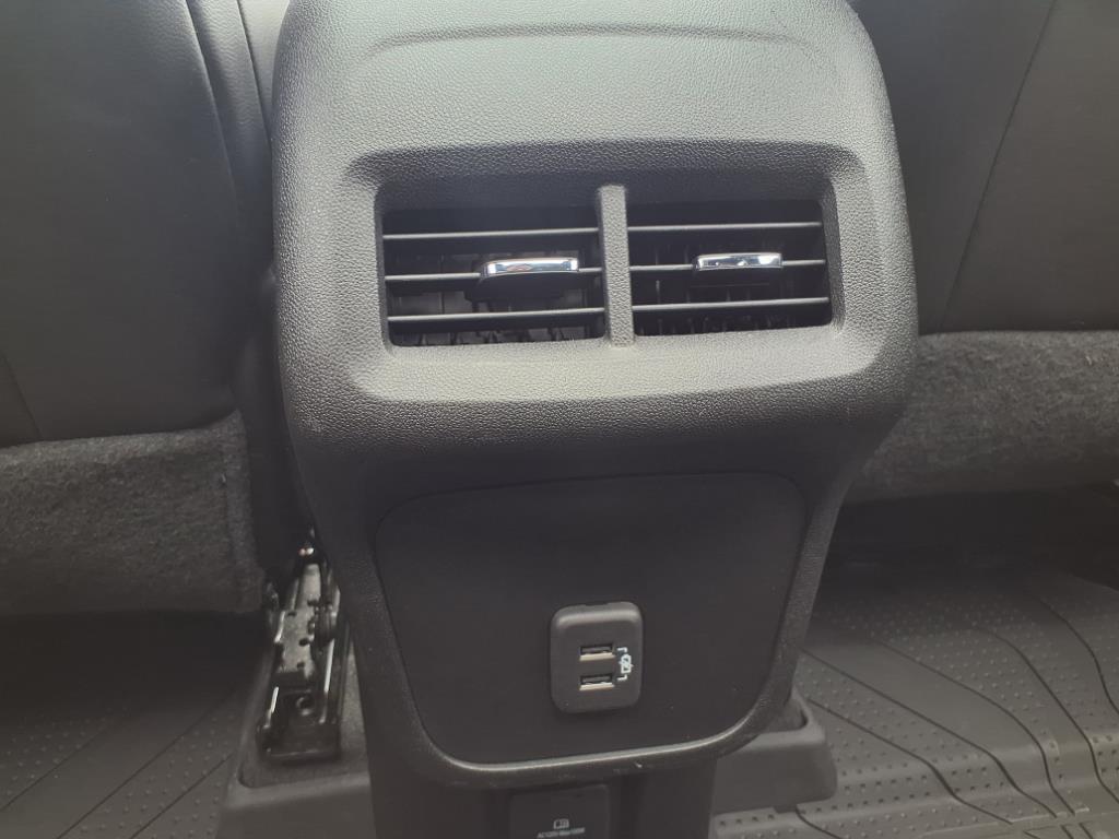 used 2022 Chevrolet Equinox car, priced at $24,598