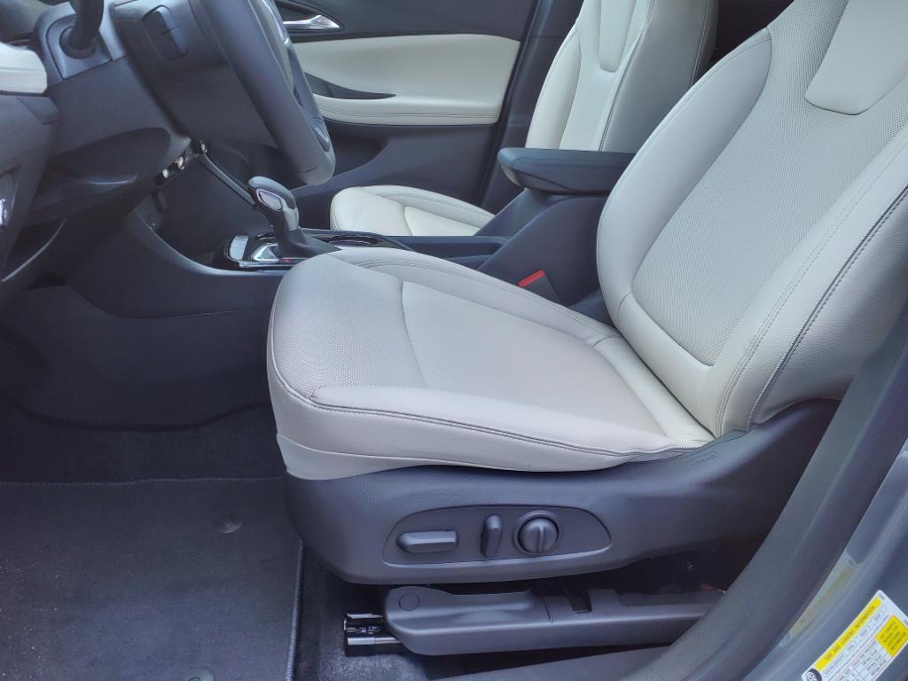 new 2025 Buick Encore GX car, priced at $31,980