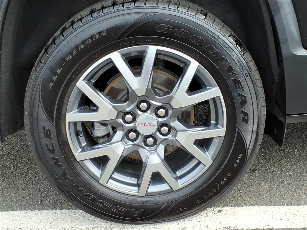 used 2023 GMC Acadia car, priced at $28,189