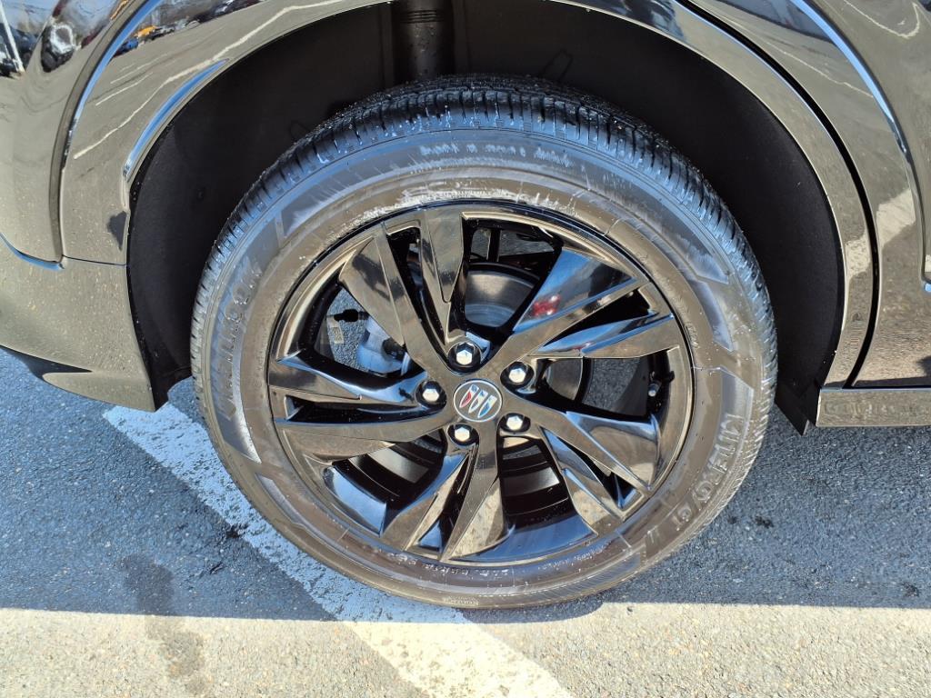 used 2025 Buick Encore GX car, priced at $28,189