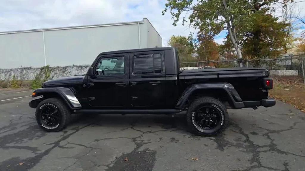 used 2022 Jeep Gladiator car, priced at $34,490