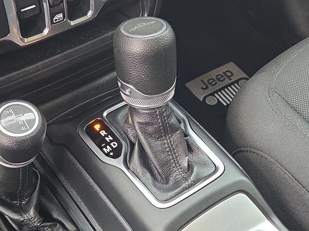 used 2022 Jeep Gladiator car, priced at $34,490