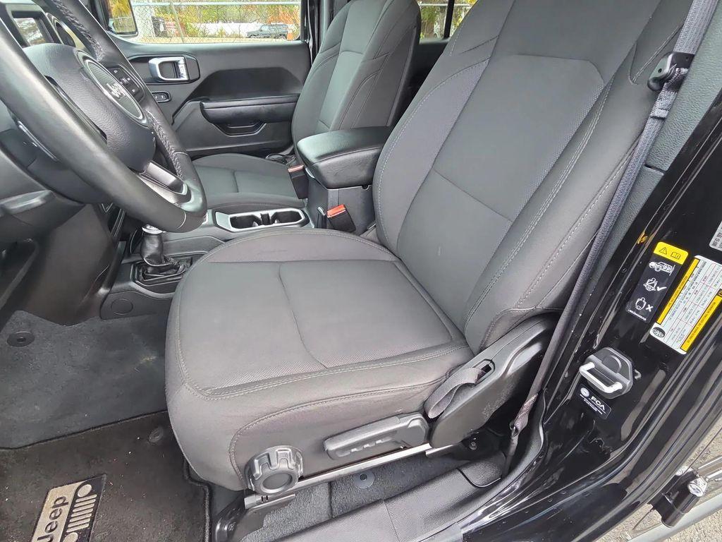 used 2022 Jeep Gladiator car, priced at $34,490