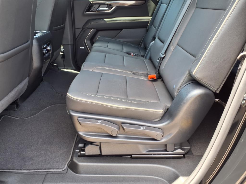 new 2025 GMC Yukon XL car, priced at $85,125