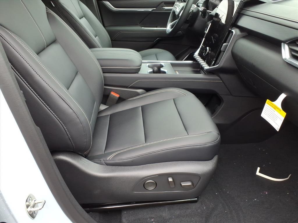 new 2026 GMC Acadia car, priced at $53,670