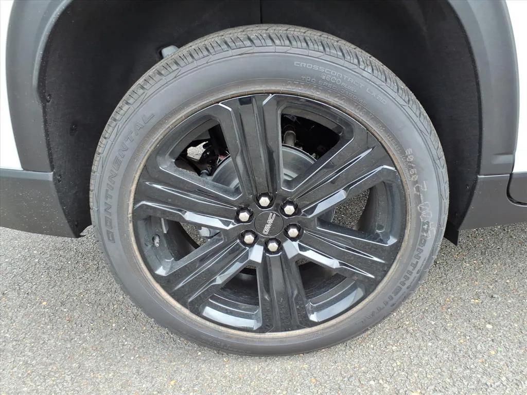 new 2026 GMC Acadia car, priced at $52,735