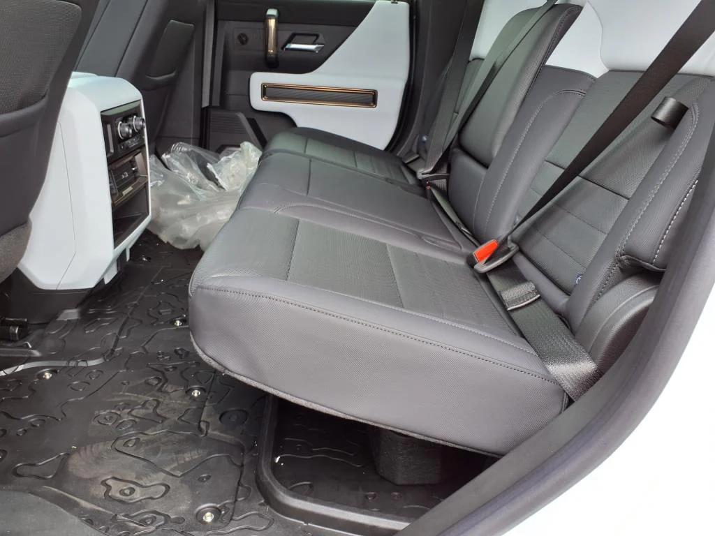 new 2025 GMC HUMMER EV Pickup car, priced at $101,935