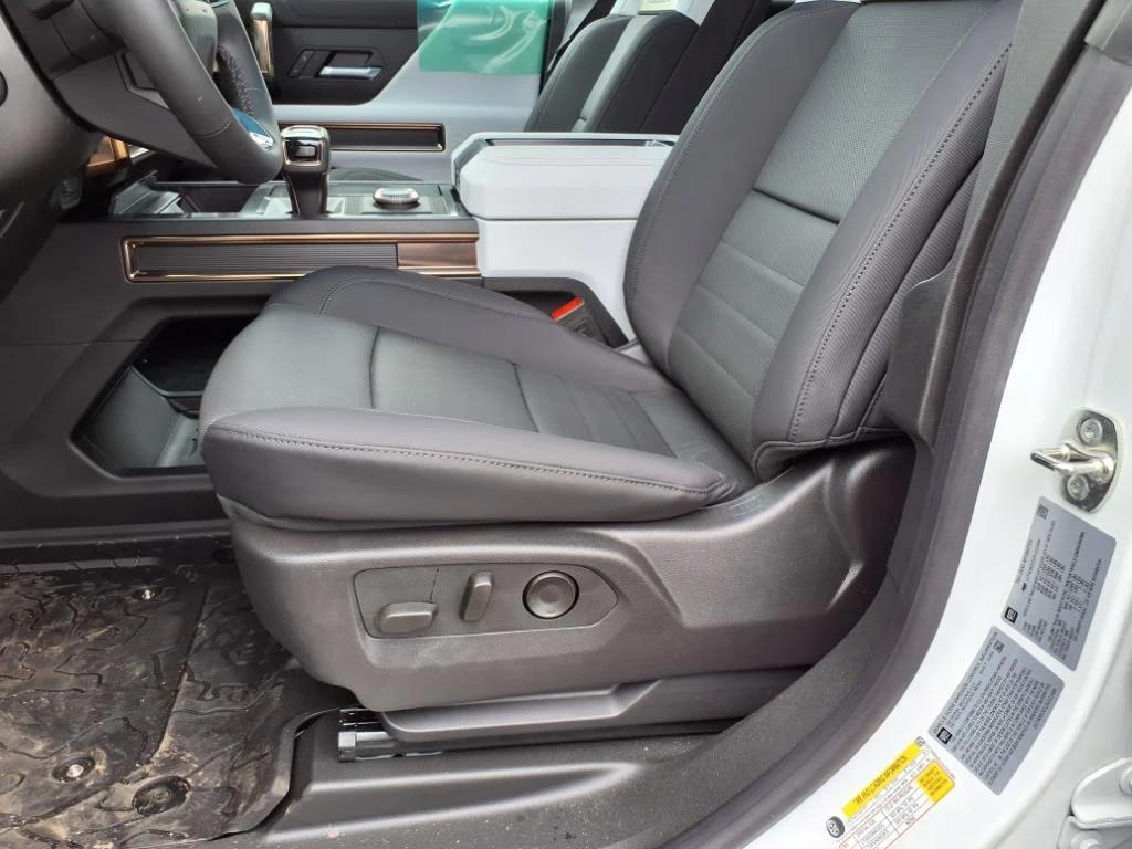 new 2025 GMC HUMMER EV Pickup car, priced at $101,935