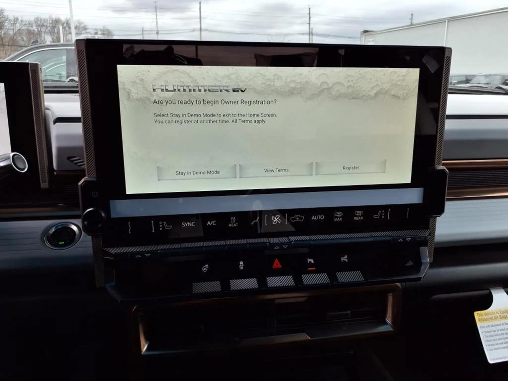 new 2025 GMC HUMMER EV Pickup car, priced at $101,935