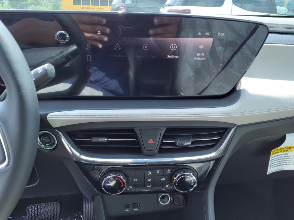 new 2025 Buick Encore GX car, priced at $31,585