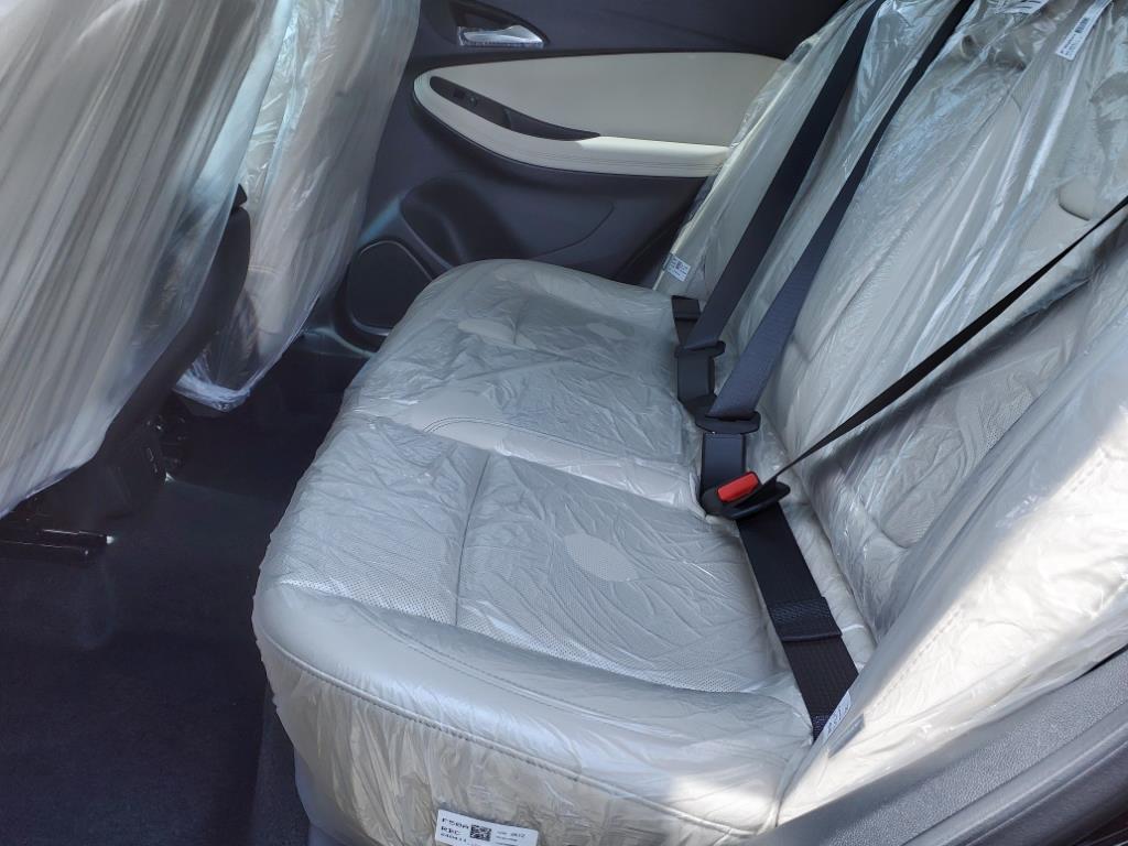 new 2025 Buick Encore GX car, priced at $31,585