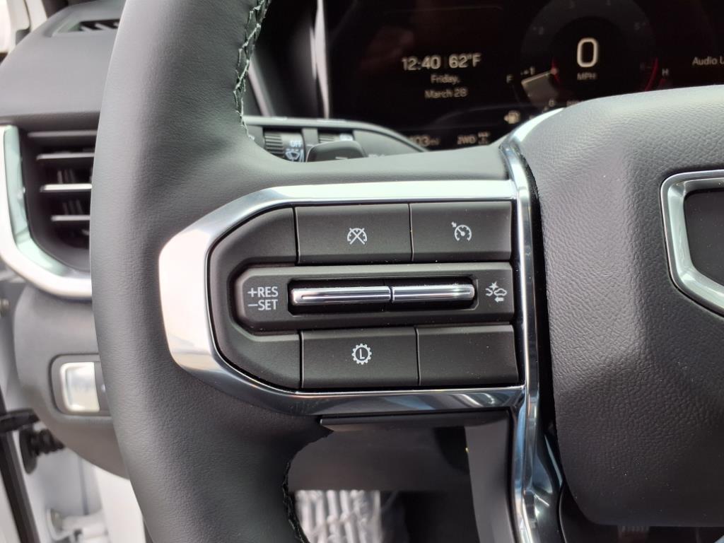 new 2025 GMC Terrain car, priced at $31,395