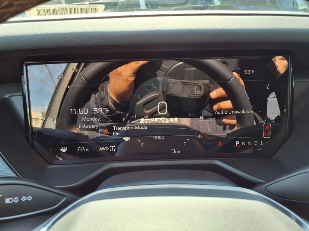 new 2025 GMC Acadia car, priced at $52,435