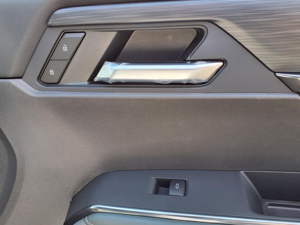 new 2025 GMC Acadia car, priced at $52,435