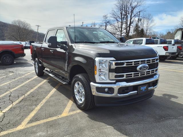 new 2025 Ford F-250 car