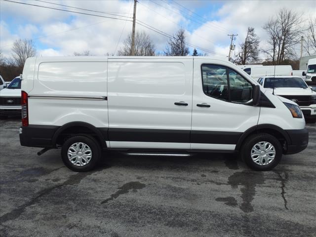 new 2024 Ford Transit-250 car