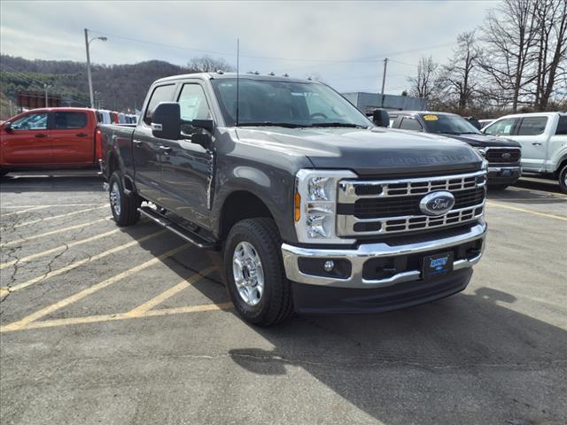 new 2025 Ford F-250 car