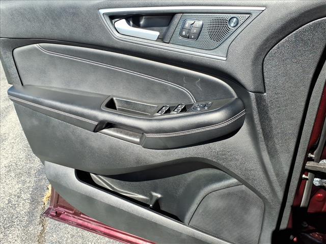 used 2024 Ford Edge car, priced at $31,990