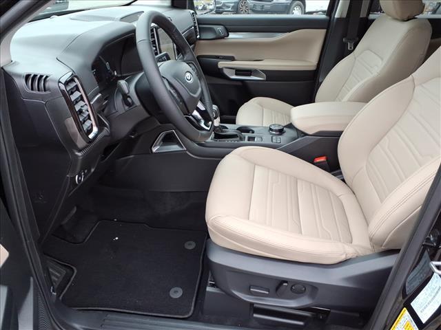 new 2025 Ford Ranger car