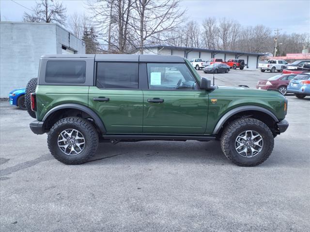 new 2023 Ford Bronco car