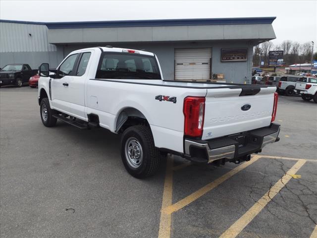 new 2025 Ford F-250 car