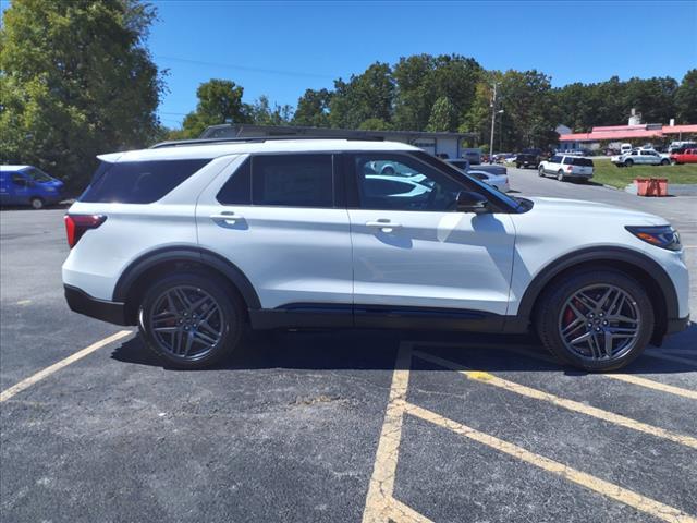 new 2025 Ford Explorer car