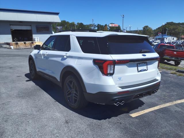 new 2025 Ford Explorer car