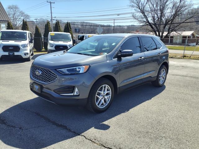 used 2024 Ford Edge car, priced at $29,990