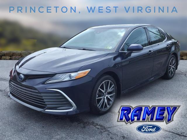 used 2022 Toyota Camry Hybrid car, priced at $31,990