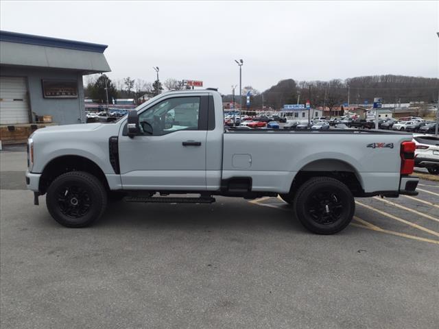 new 2025 Ford F-250 car