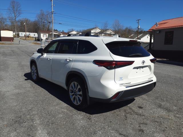 used 2020 Toyota Highlander car