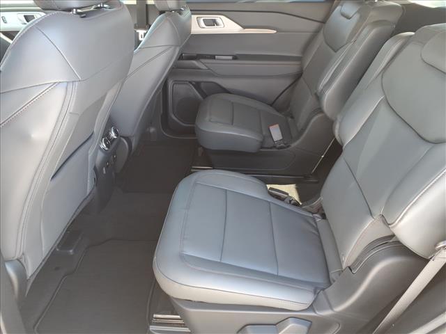 new 2025 Ford Explorer car, priced at $47,900